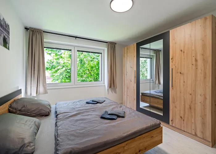Stříbřec 146 Aparthotel Jindřichův Hradec